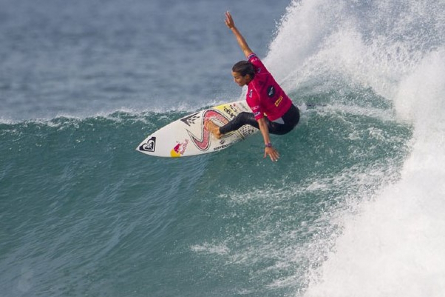 Sally Fitzgibbons signs on with Samsung