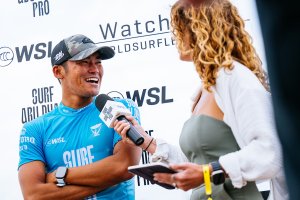 Rio Waida Ukir Sejarah dengan Runner-Up di Surf Abu Dhabi Pro