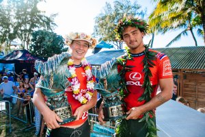 Tyler Wright dan Barron Mamiya Menjadi Pemenang Besar di Lexus Pipe Pro Presented by YETI